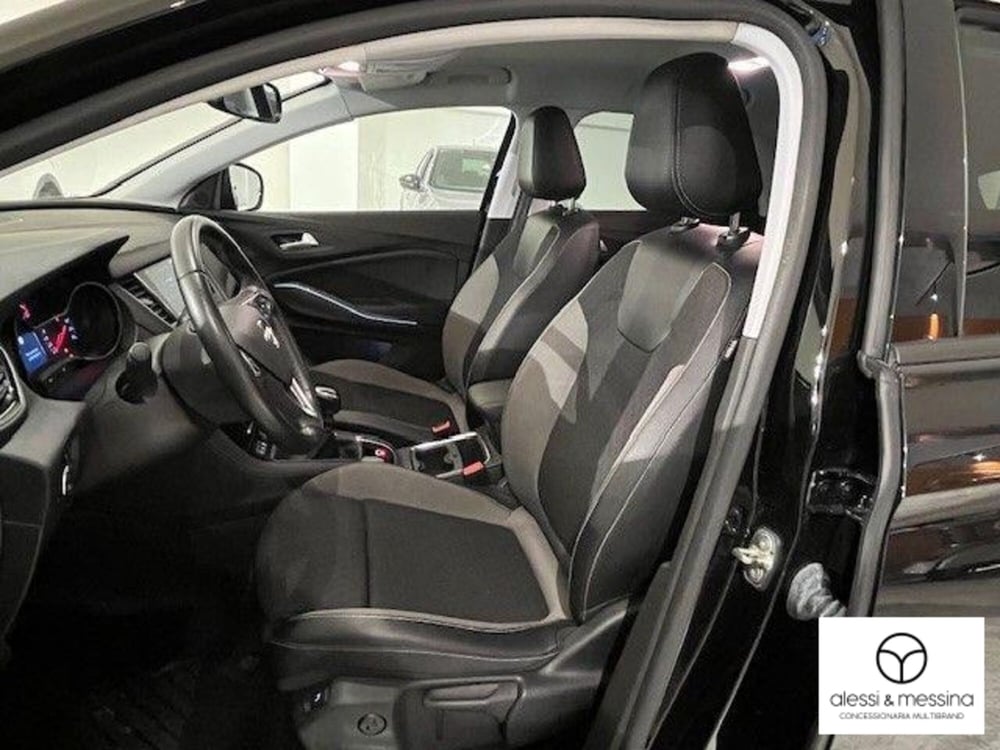 Opel Grandland X usata a Catania (9)