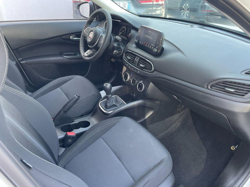 Fiat Tipo usata a Lecce (12)