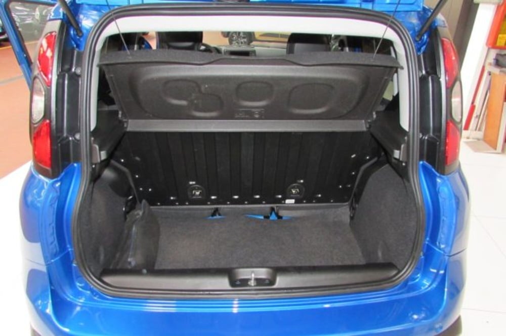 Fiat Panda Cross usata a Milano (14)