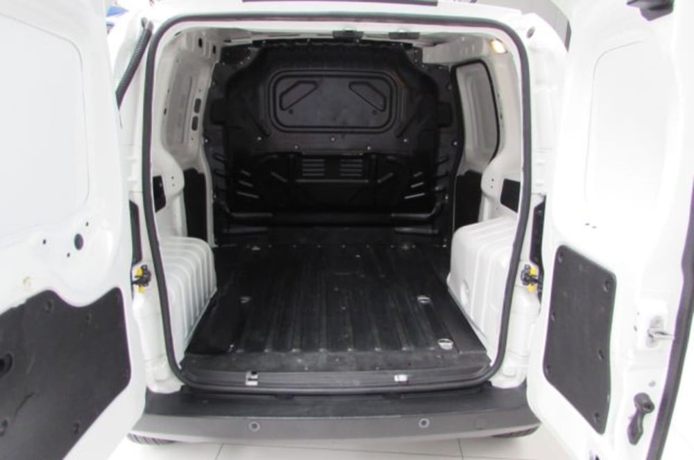 Fiat Fiorino usata a Milano (12)