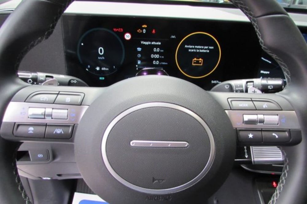 Hyundai Kona usata a Milano (11)