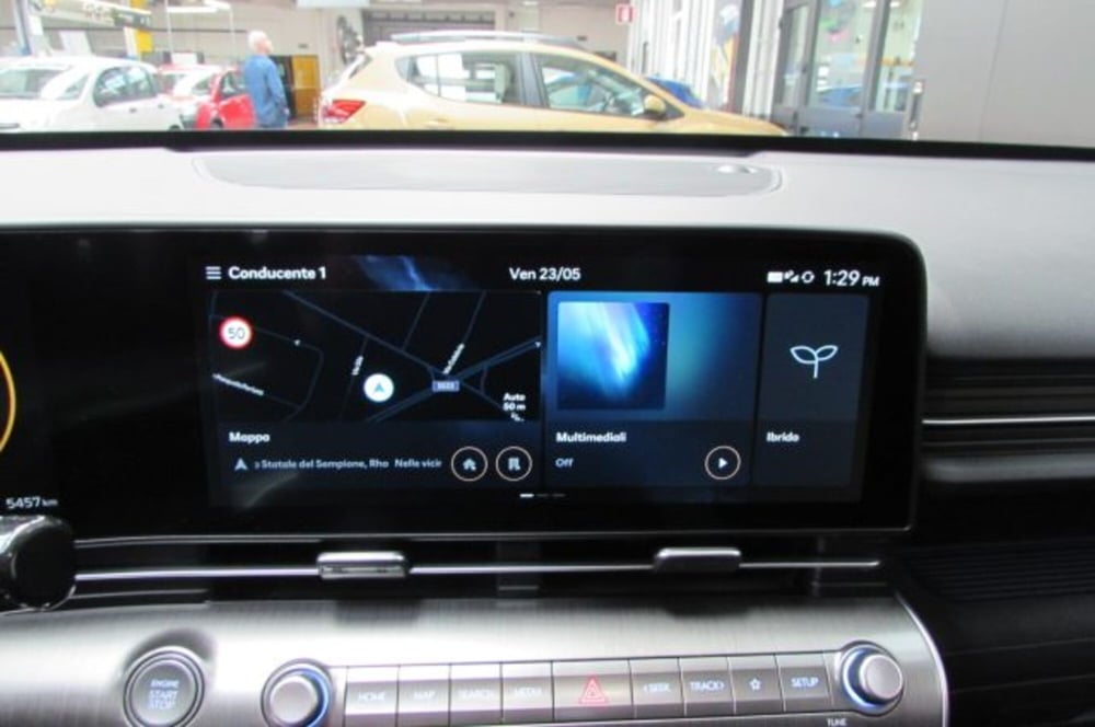 Hyundai Kona usata a Milano (9)