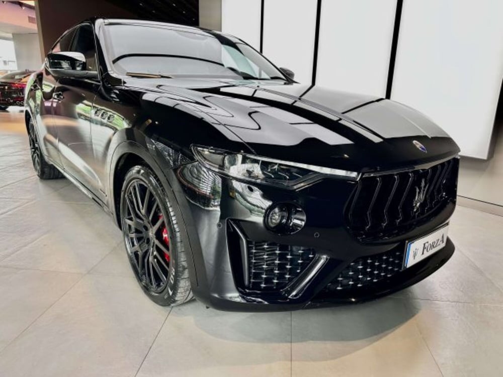 Maserati Levante usata a Torino (3)