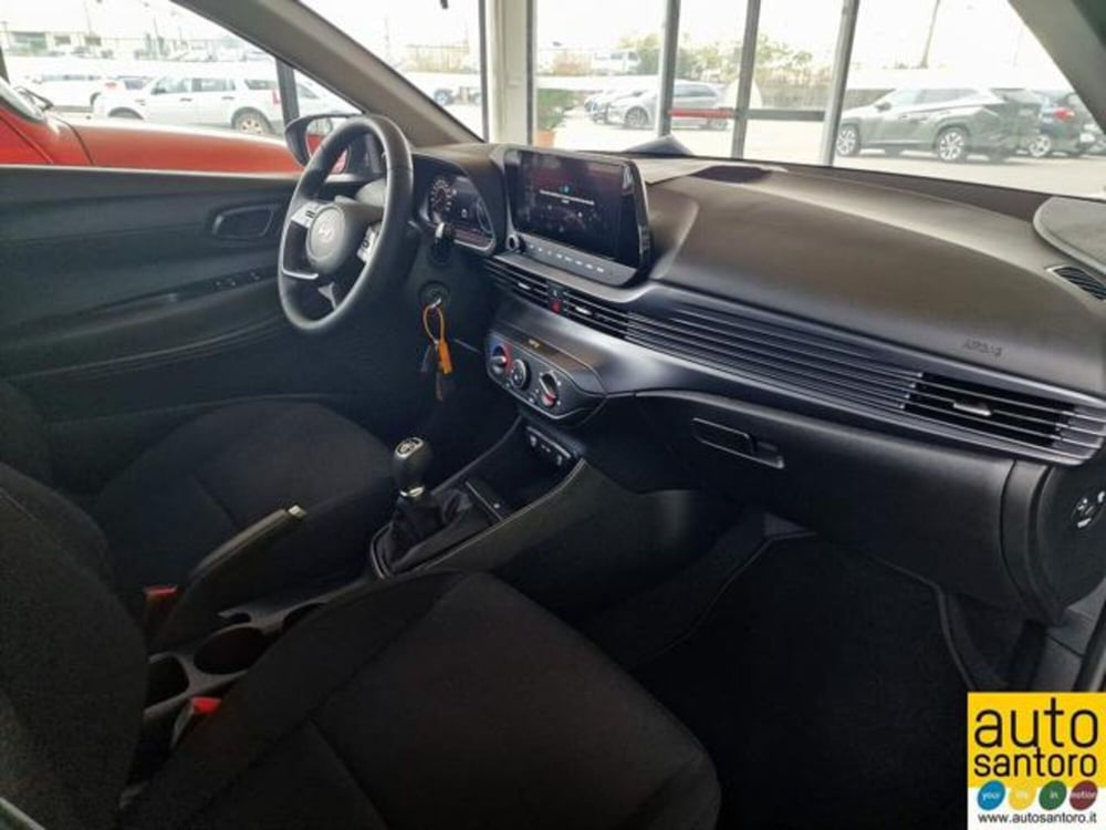 Hyundai i20 nuova a Salerno (17)