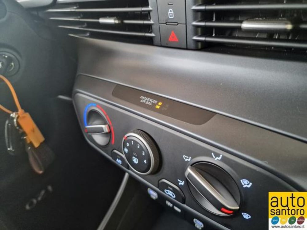 Hyundai i20 nuova a Salerno (19)