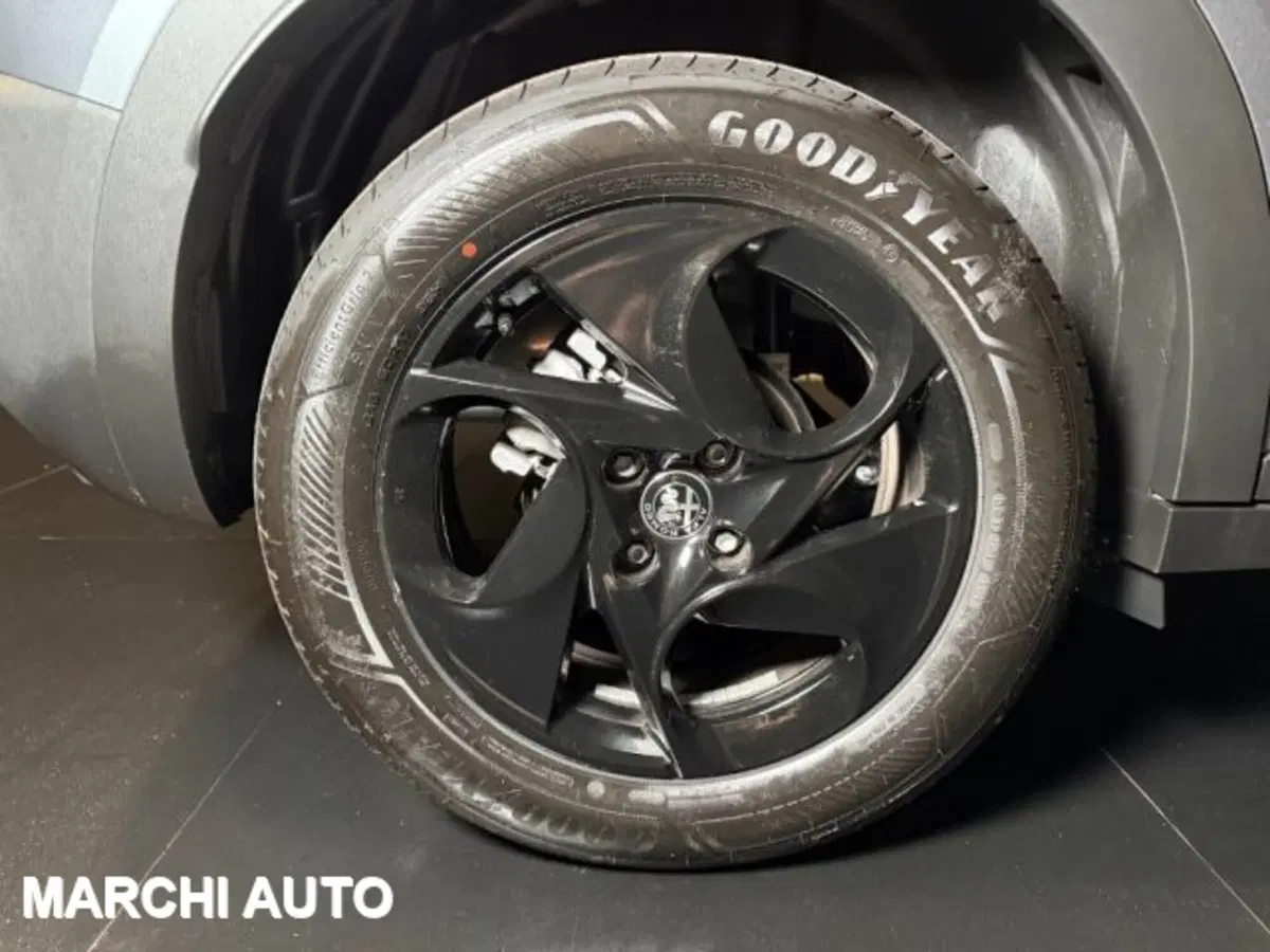 Alfa Romeo Junior usata a Perugia (9)