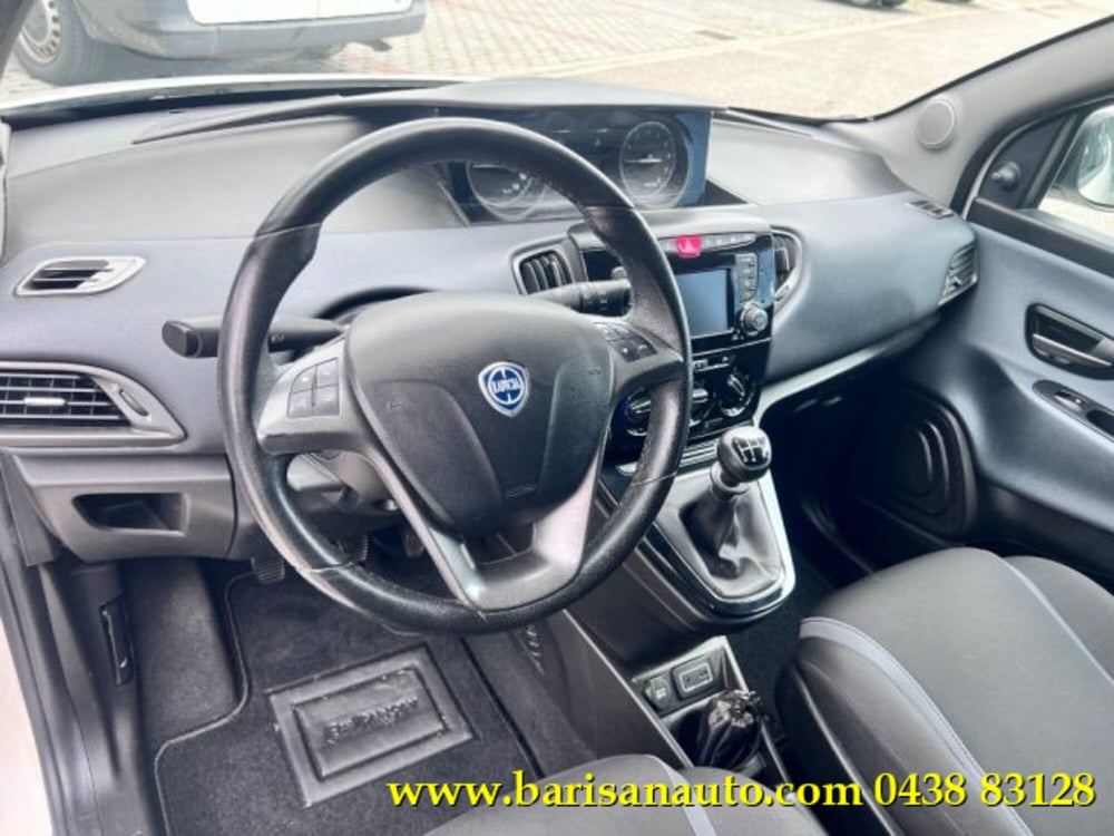 Lancia Ypsilon usata a Treviso (10)