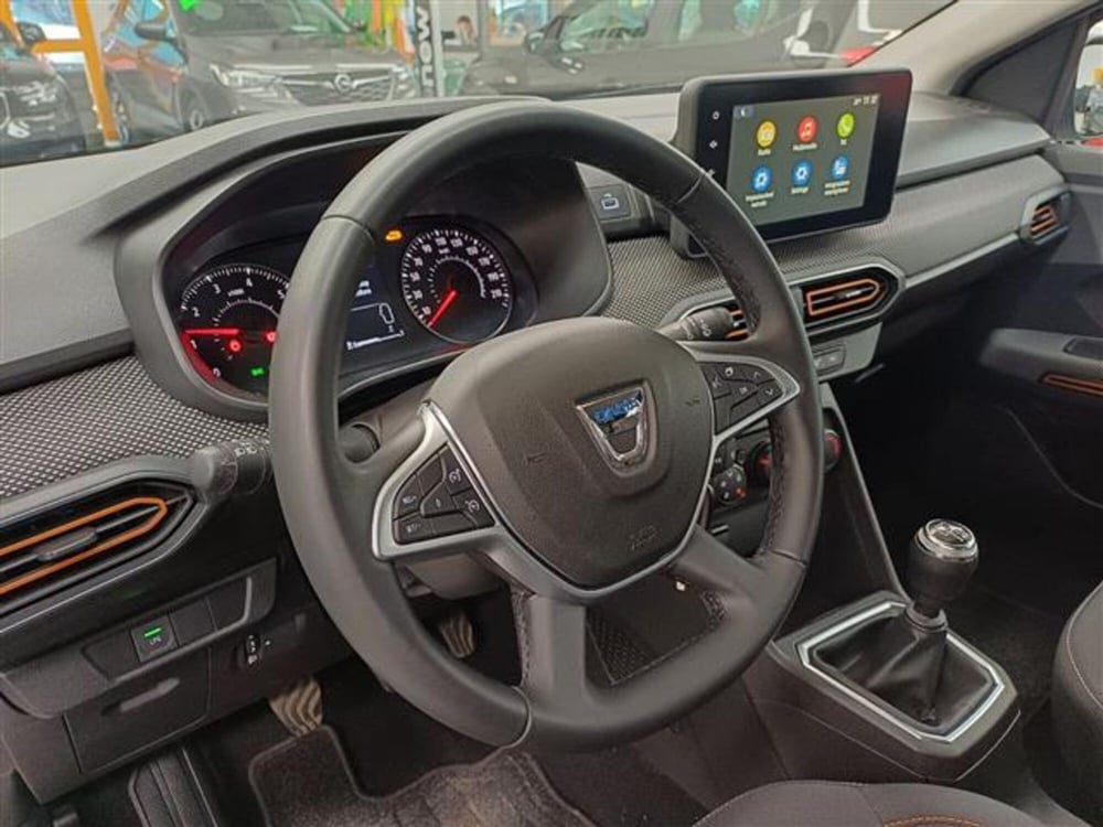 Dacia Sandero usata a Cremona (11)