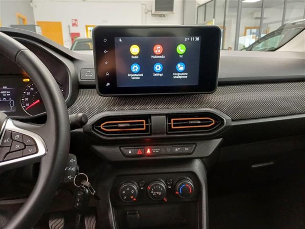 Dacia Sandero usata a Cremona (13)