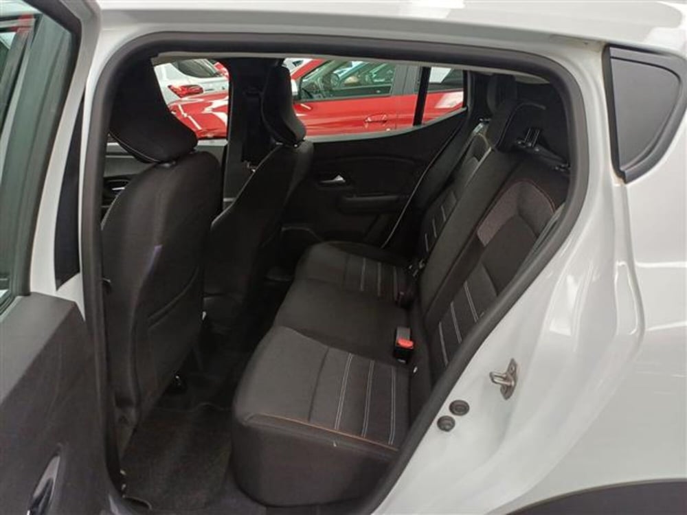 Dacia Sandero usata a Cremona (7)