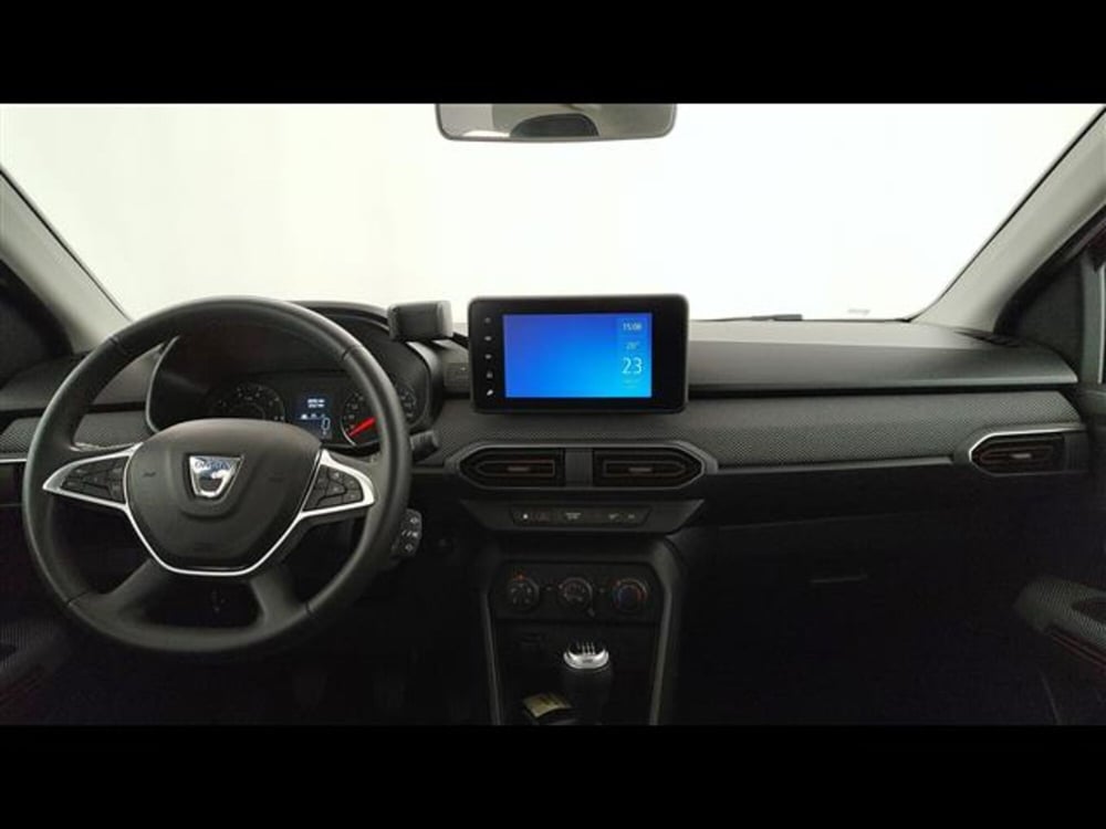 Dacia Sandero usata a Milano (11)