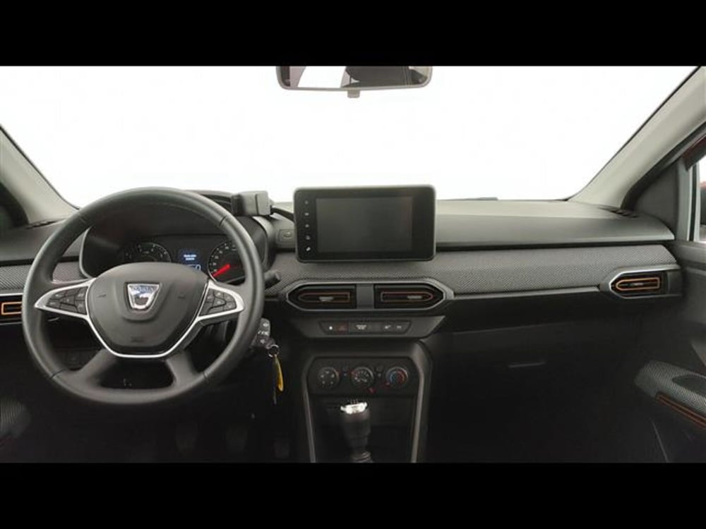 Dacia Sandero usata a Milano (11)