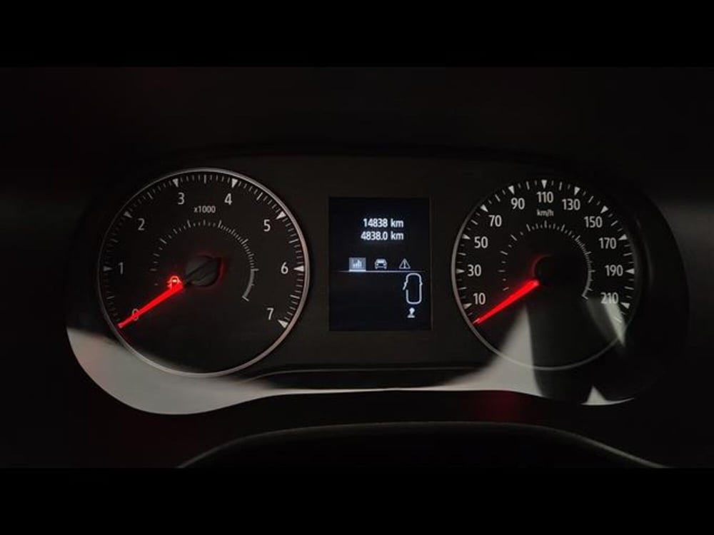 Dacia Sandero usata a Milano (14)
