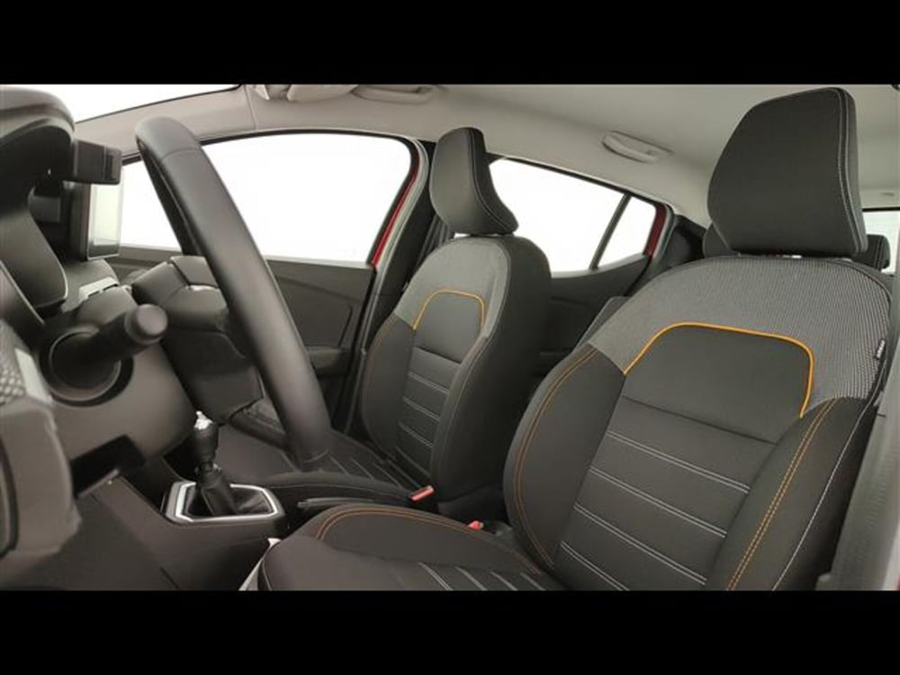 Dacia Sandero usata a Milano (9)