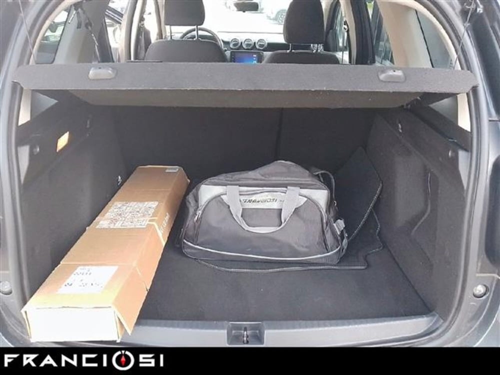 Dacia Duster usata a Modena (12)