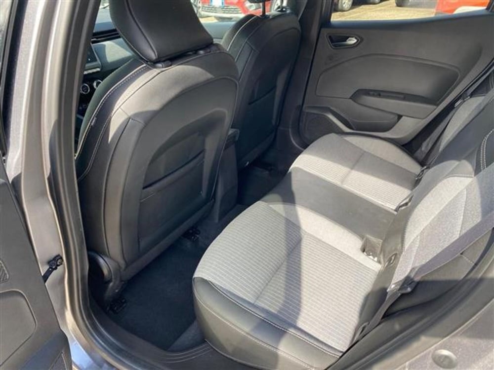 Renault Clio usata a Roma (10)
