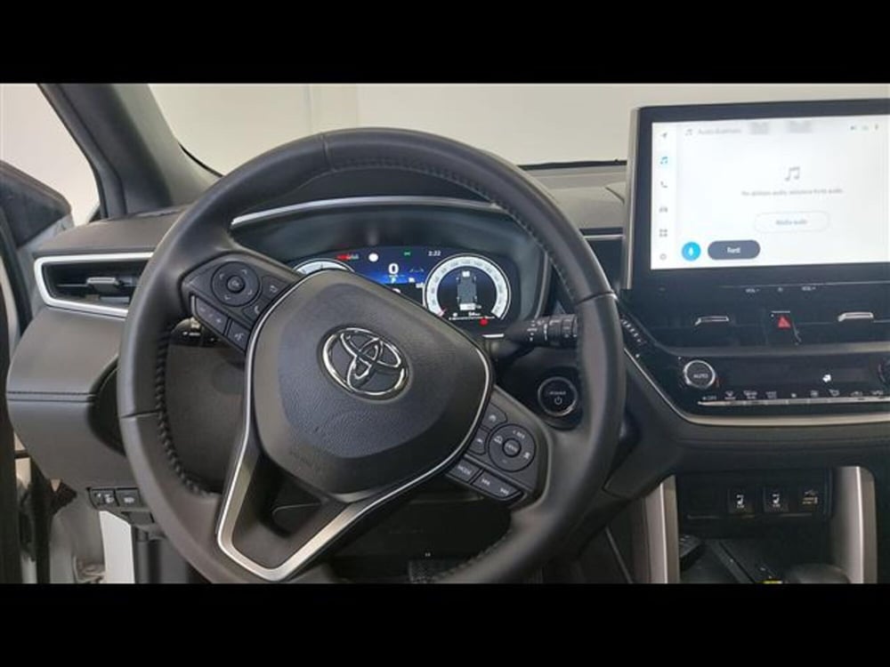 Toyota Corolla Cross Hybrid usata a Asti (12)