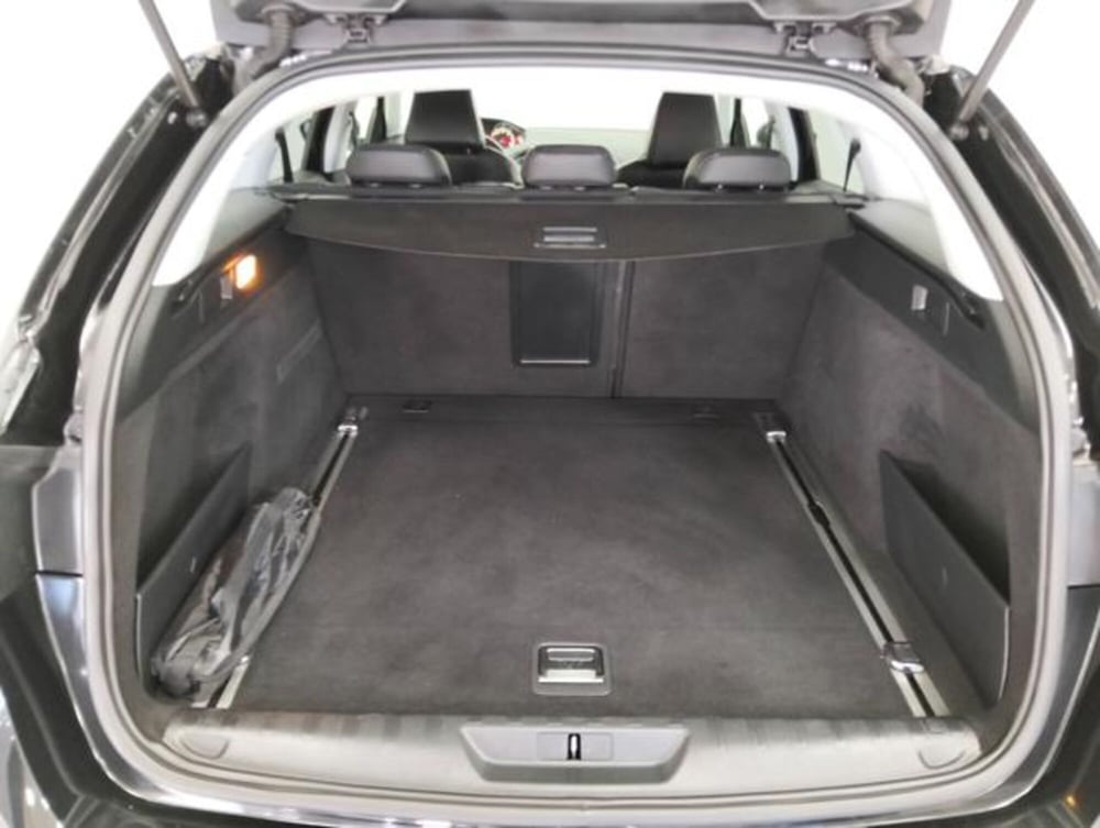 Peugeot 308 SW usata a Como (18)