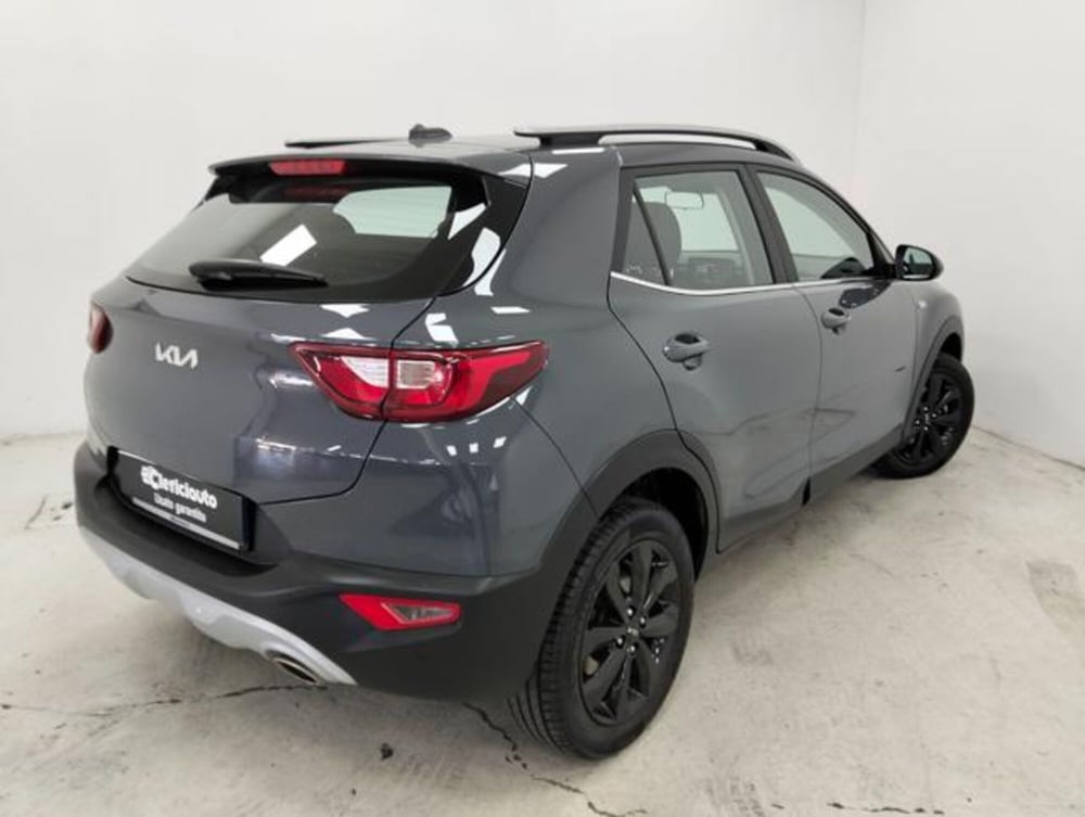 Kia Stonic usata a Como (2)