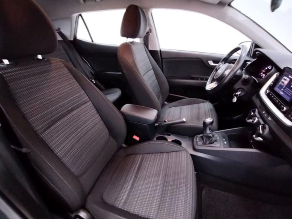 Kia Stonic usata a Como (3)