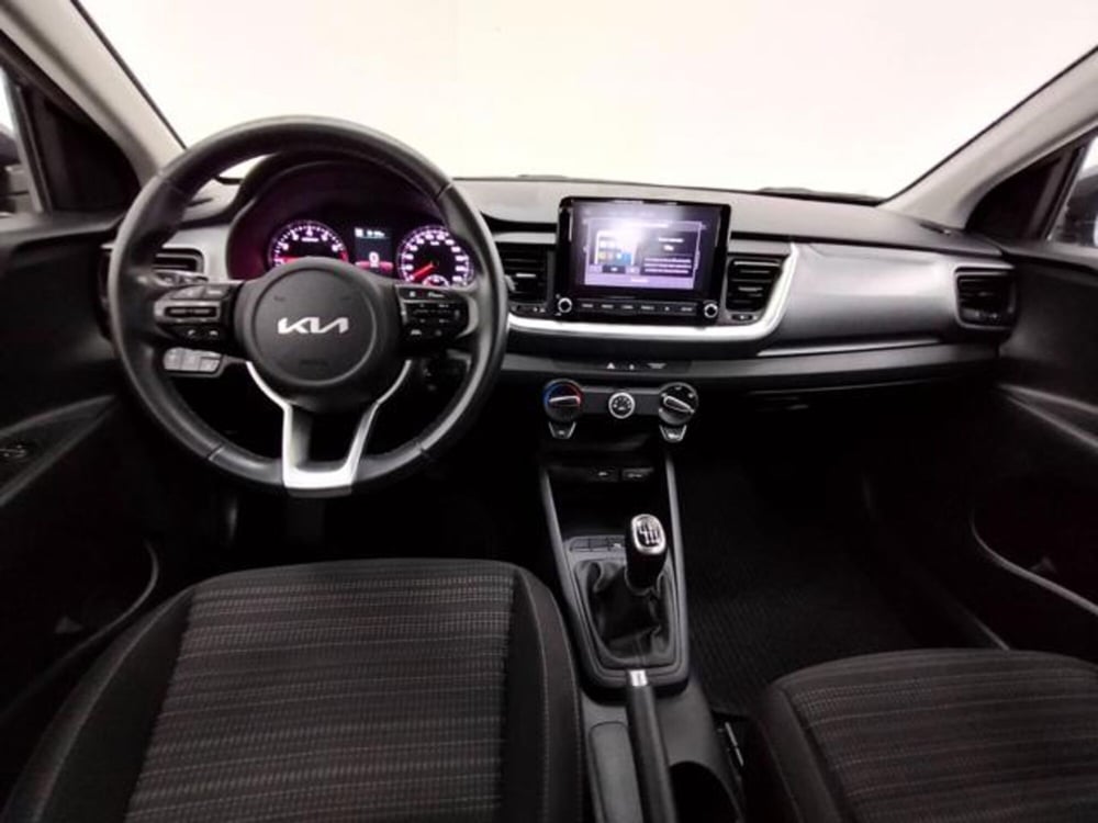 Kia Stonic usata a Como (4)