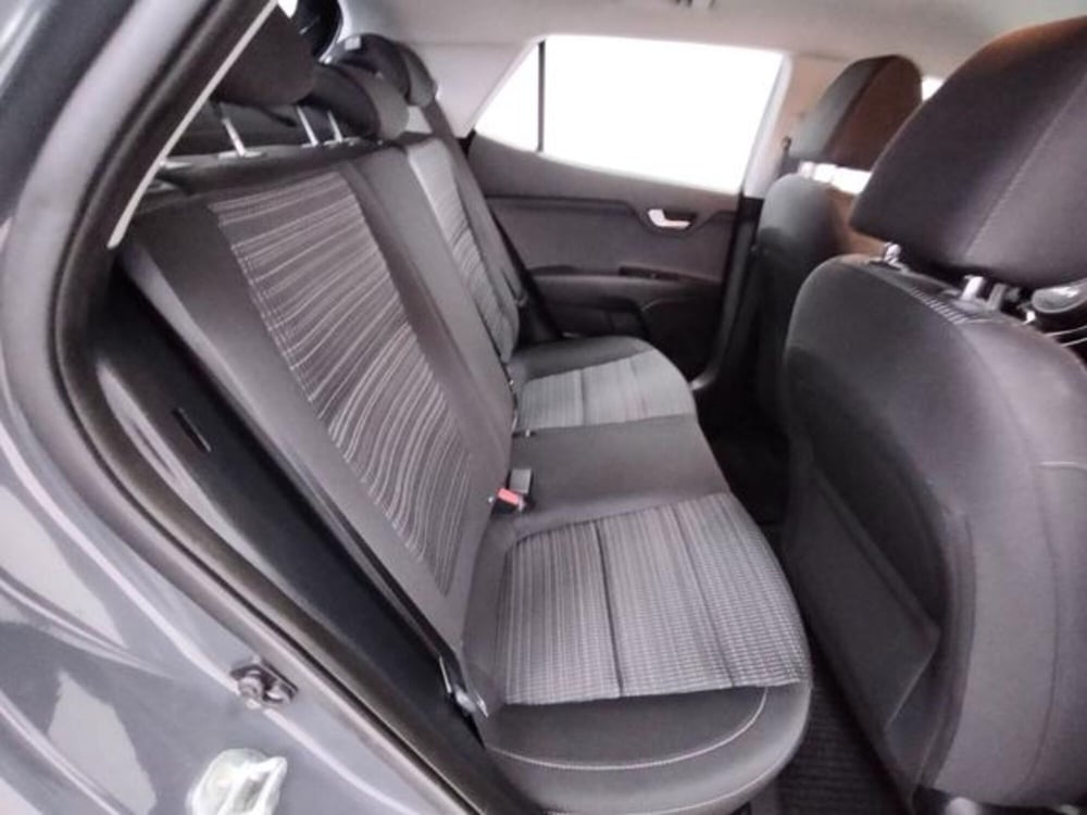 Kia Stonic usata a Como (5)