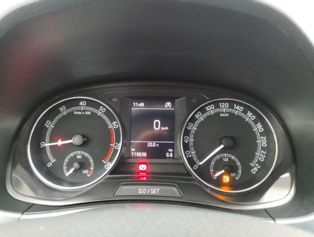 Skoda Fabia usata a Como (12)