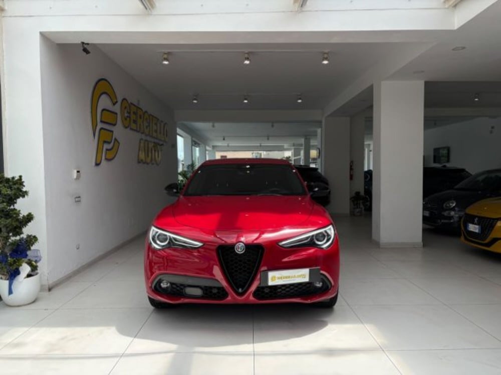 Alfa Romeo Stelvio nuova a Napoli