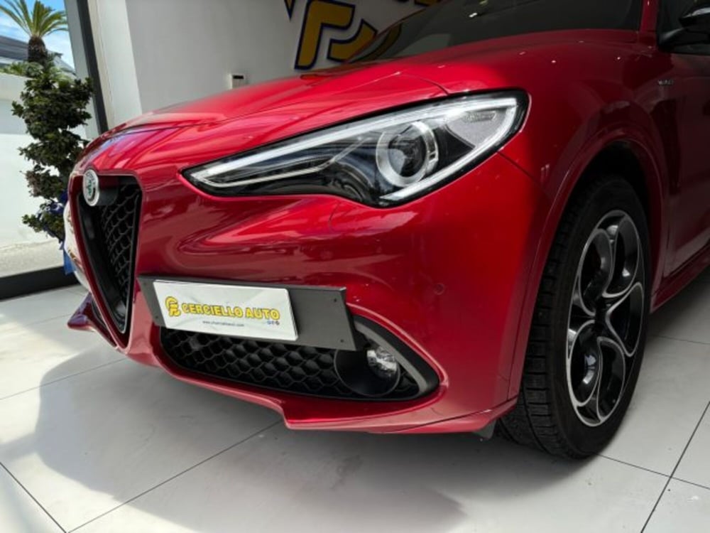 Alfa Romeo Stelvio nuova a Napoli (2)