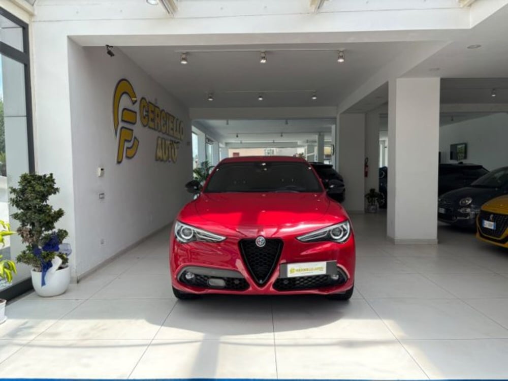 Alfa Romeo Stelvio nuova a Napoli (3)