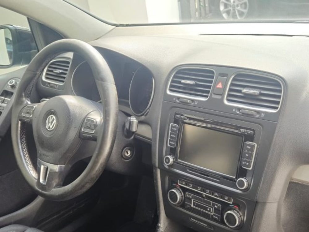 Volkswagen Golf usata a Napoli (11)