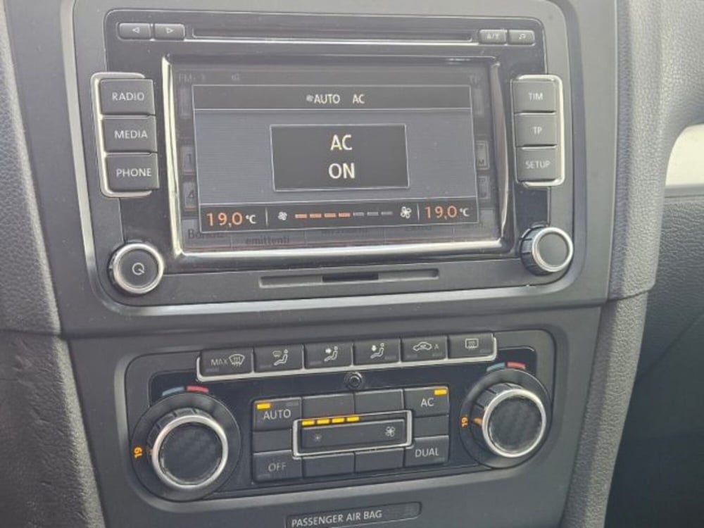 Volkswagen Golf usata a Napoli (16)
