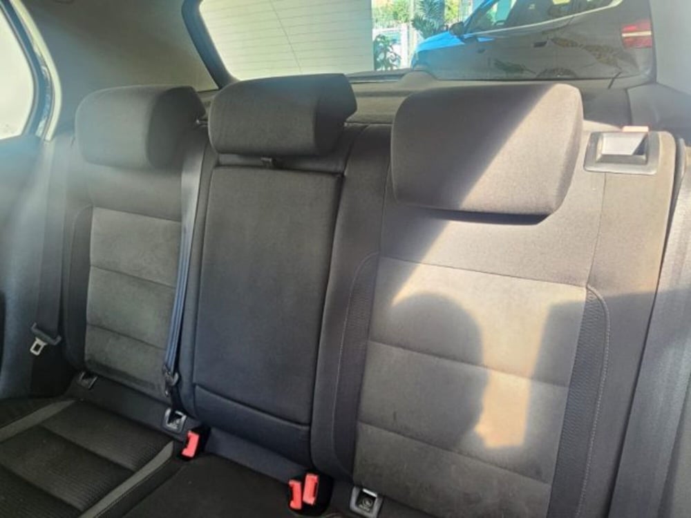 Volkswagen Golf usata a Napoli (20)