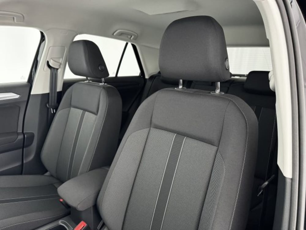 Volkswagen T-Roc nuova a Vicenza (7)