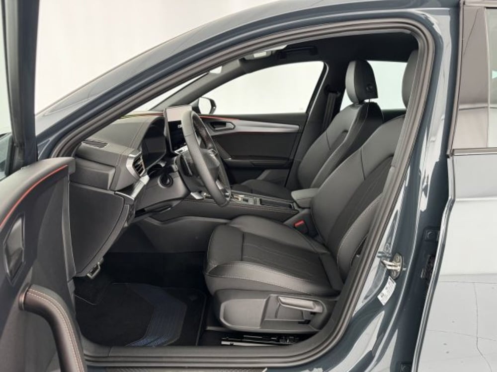Cupra Leon nuova a Vicenza (7)