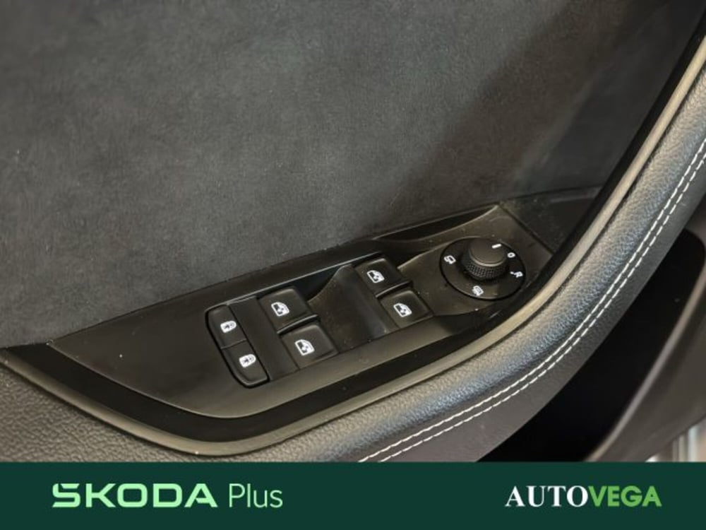 Skoda Superb Station Wagon usata a Vicenza (16)