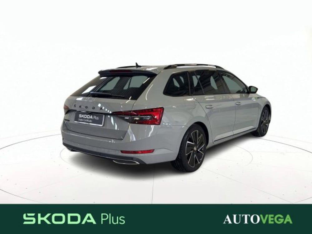 Skoda Superb Station Wagon usata a Vicenza (4)