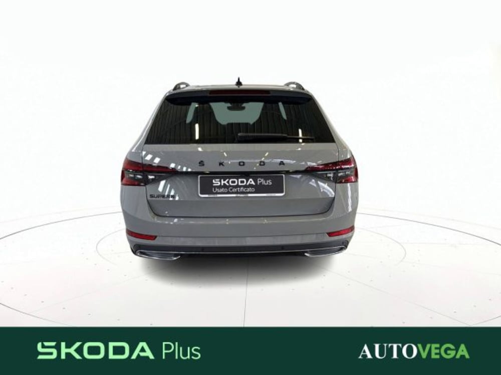 Skoda Superb Station Wagon usata a Vicenza (5)