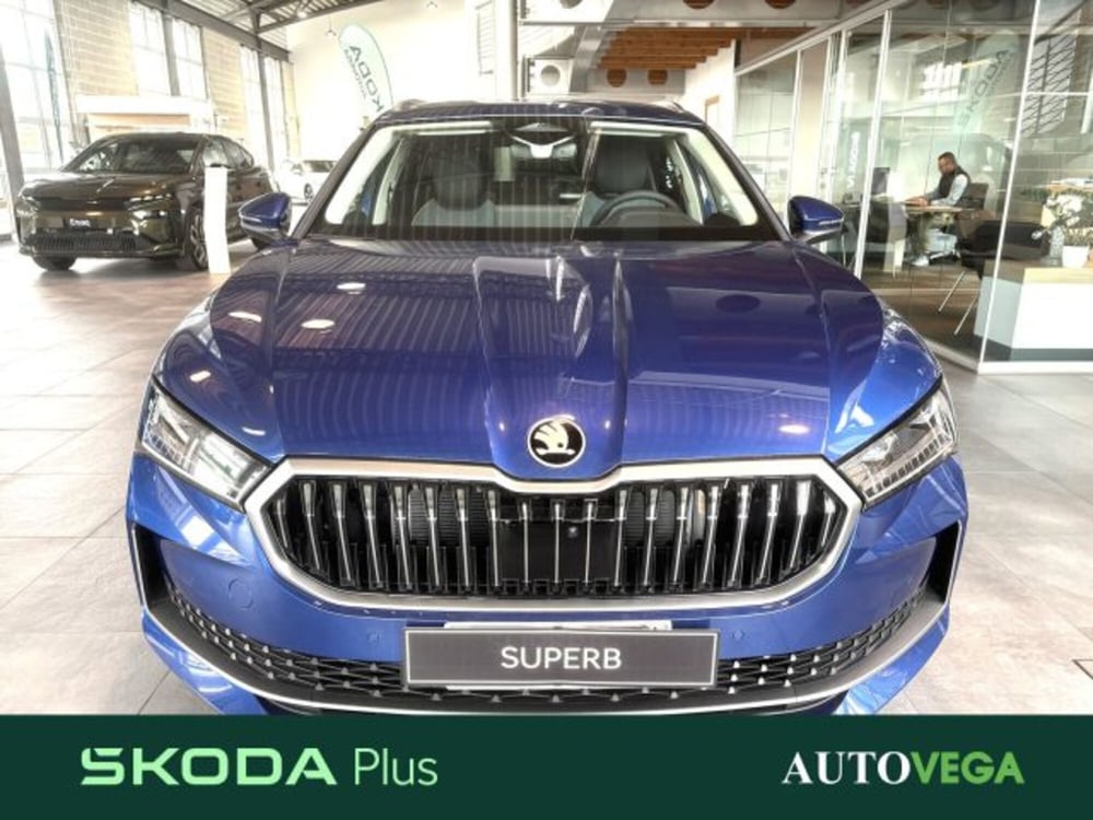 Skoda Superb nuova a Vicenza (3)