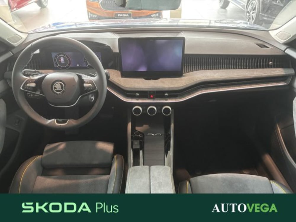 Skoda Superb nuova a Vicenza (8)