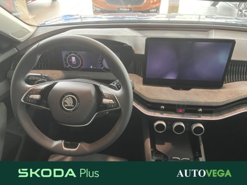 Skoda Superb nuova a Vicenza (9)