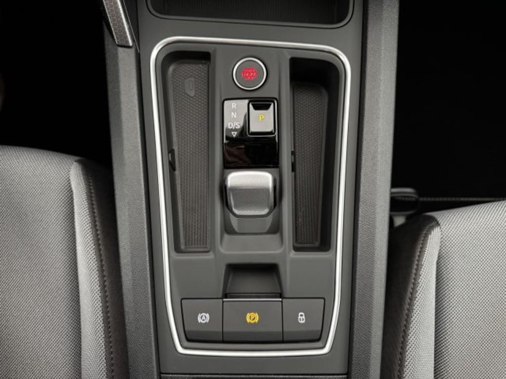SEAT Leon nuova a Vicenza (16)