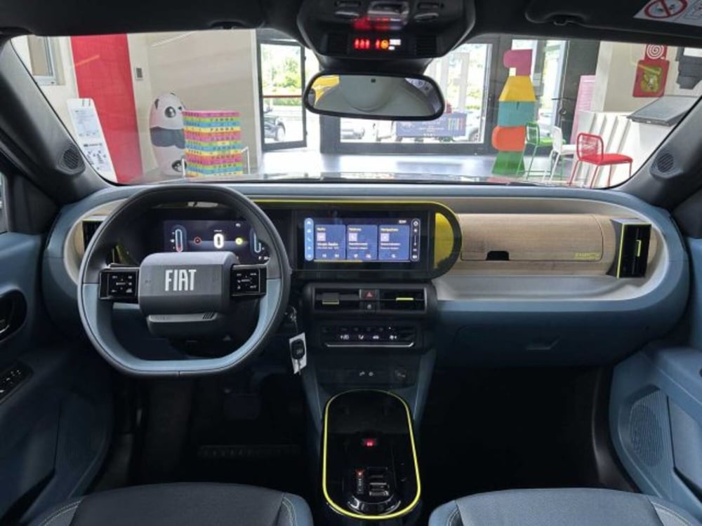 Fiat Grande Panda nuova a Sondrio (12)