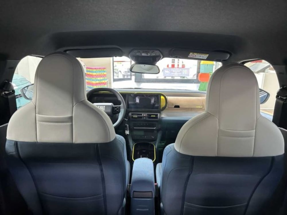 Fiat Grande Panda nuova a Sondrio (16)