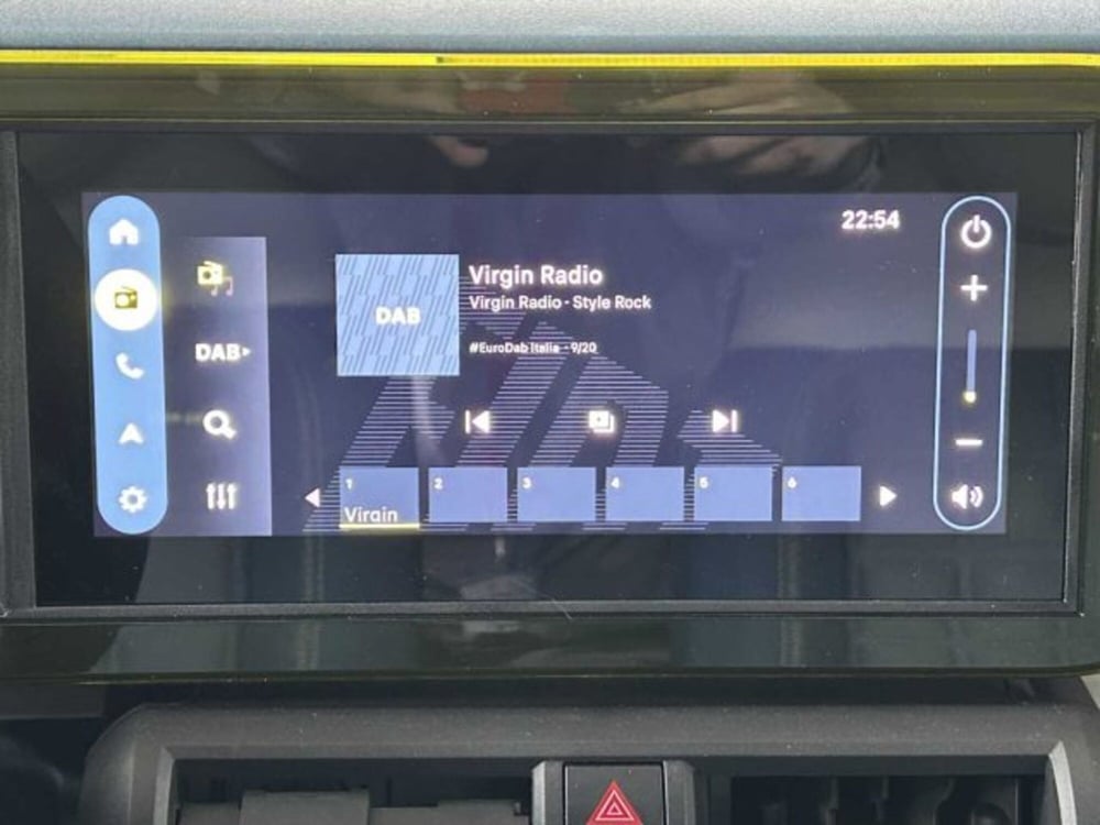 Fiat Grande Panda nuova a Sondrio (18)