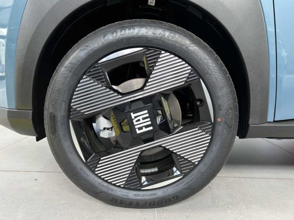 Fiat Grande Panda nuova a Sondrio (9)