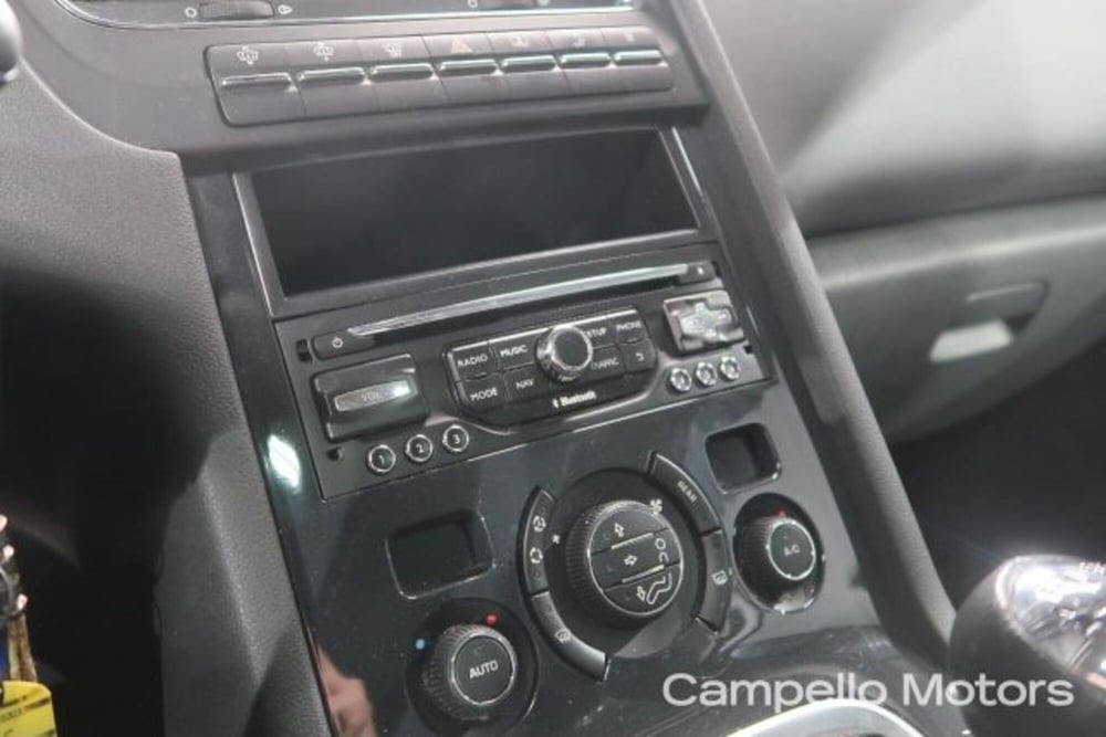 Peugeot 5008 usata a Venezia (11)