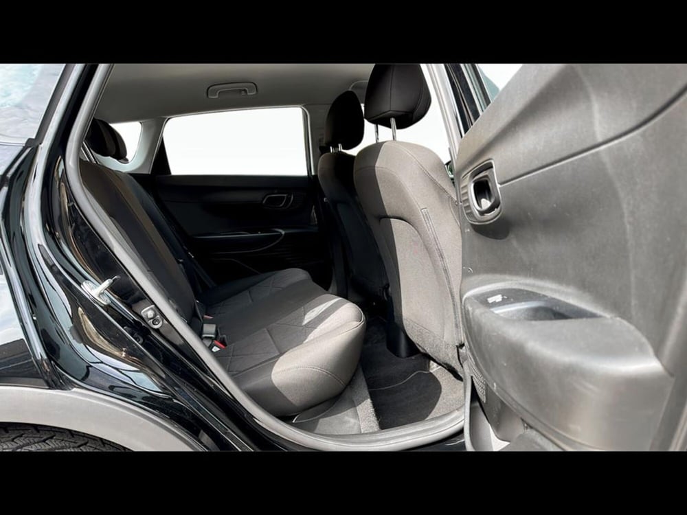 Hyundai Bayon usata a Varese (5)