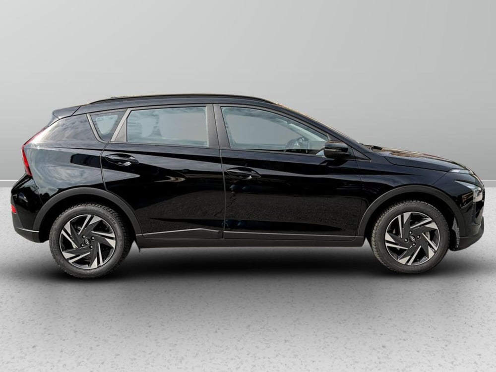 Hyundai Bayon usata a Varese (6)