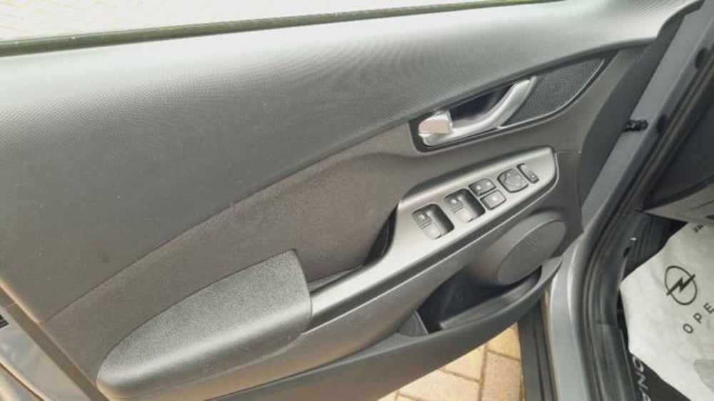 Hyundai Kona usata a Savona (12)